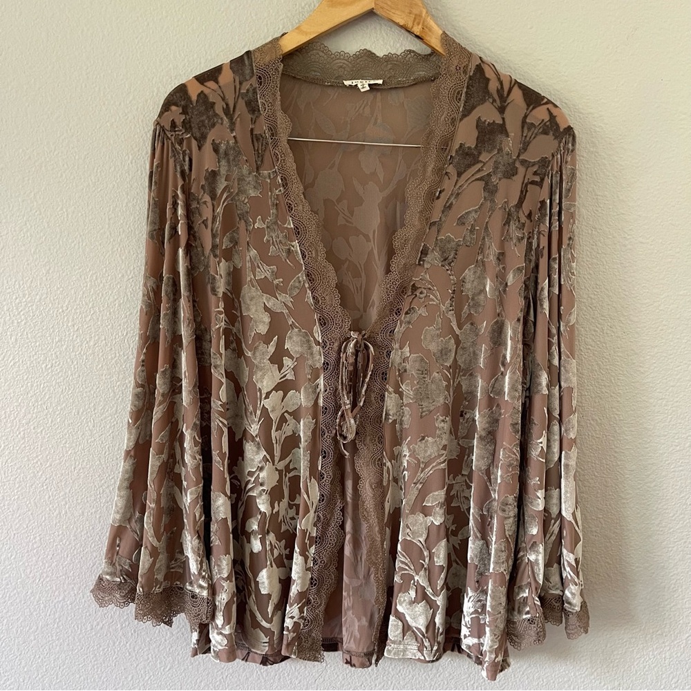 JODIFL Beige Burned Velvet Kimono Cardigan Size M